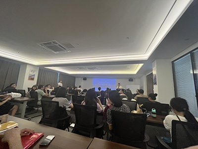 Schulungsseminare für die Verkaufsabteilung von Fujian Youyi Tape
